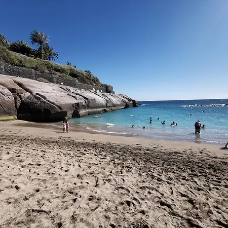 Home2book Serene & Pool, Escape Daire Costa Adeje